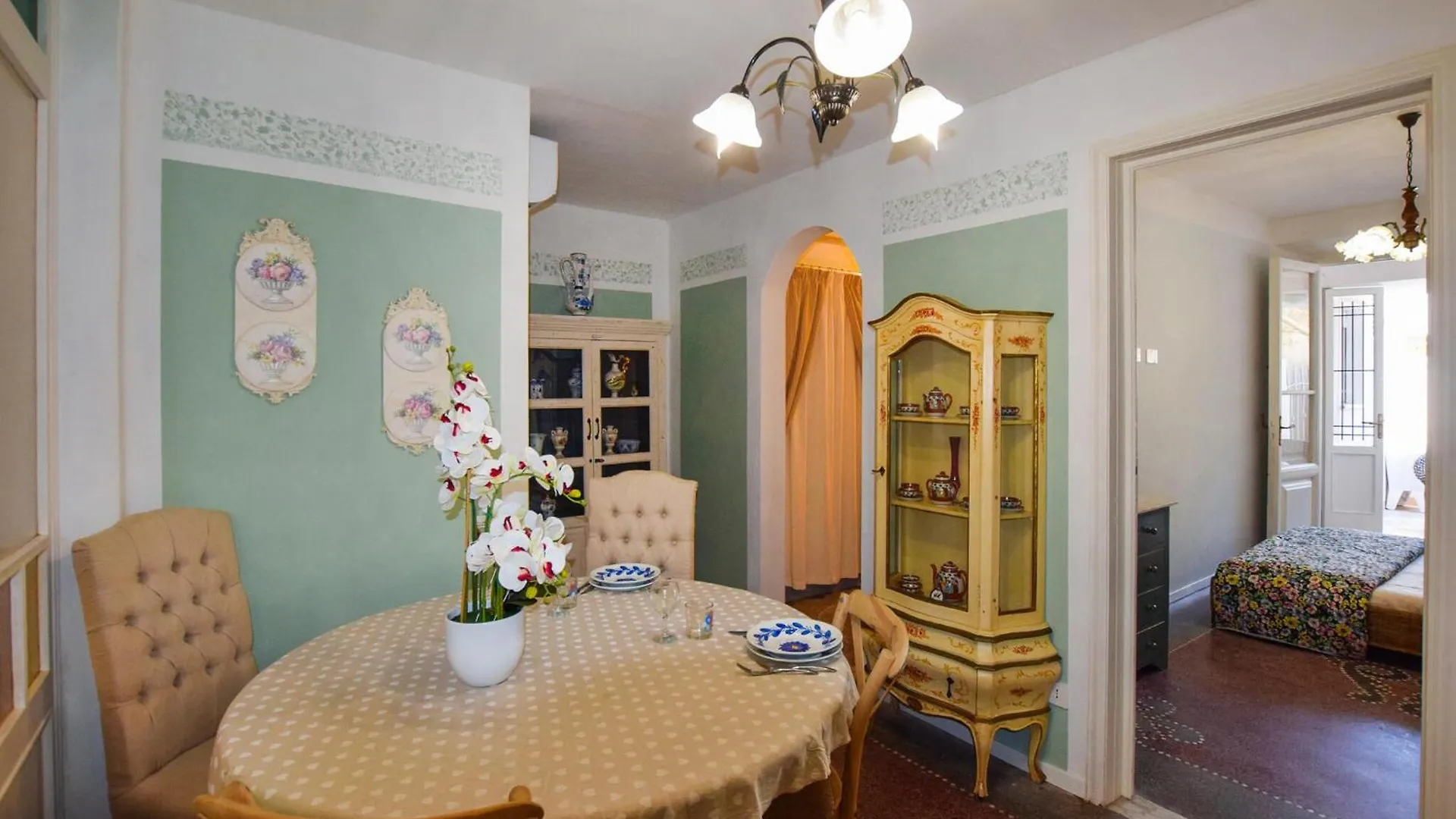 Amazing Apartment In Viareggio With Kitchen