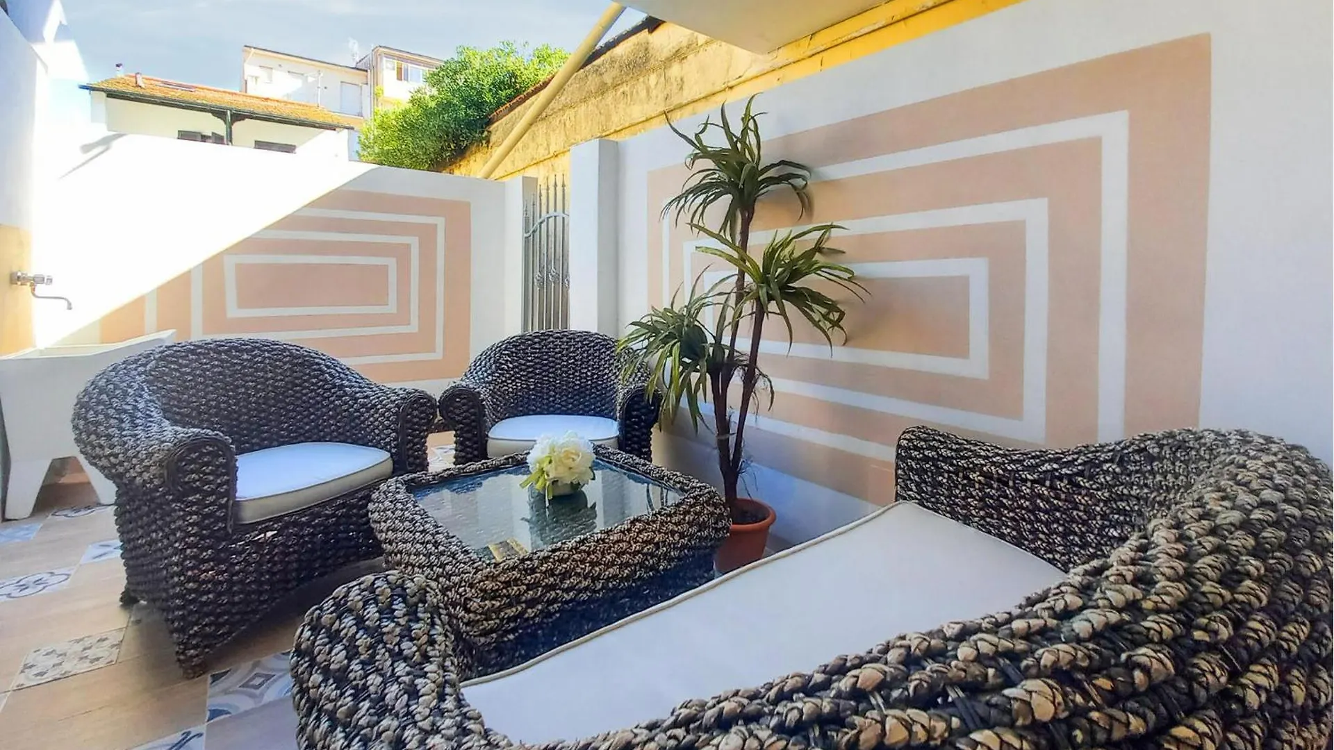 Amazing Apartment In Viareggio With Kitchen